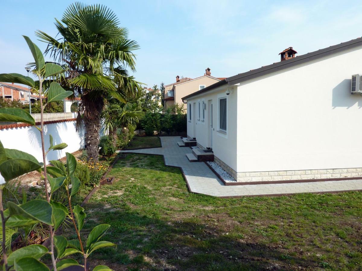 Palme Villa Porec Bagian luar foto