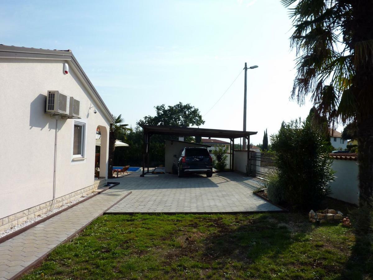 Palme Villa Porec Bagian luar foto