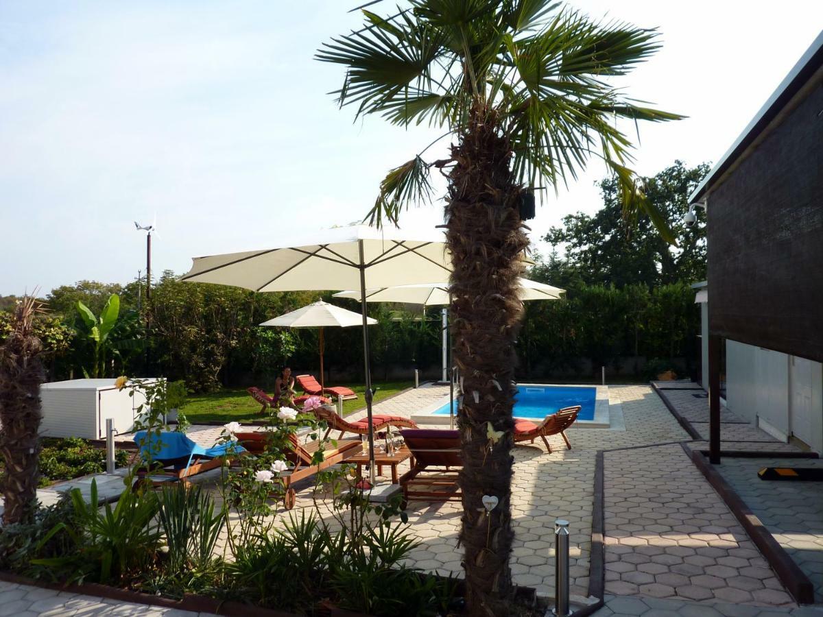 Palme Villa Porec Bagian luar foto