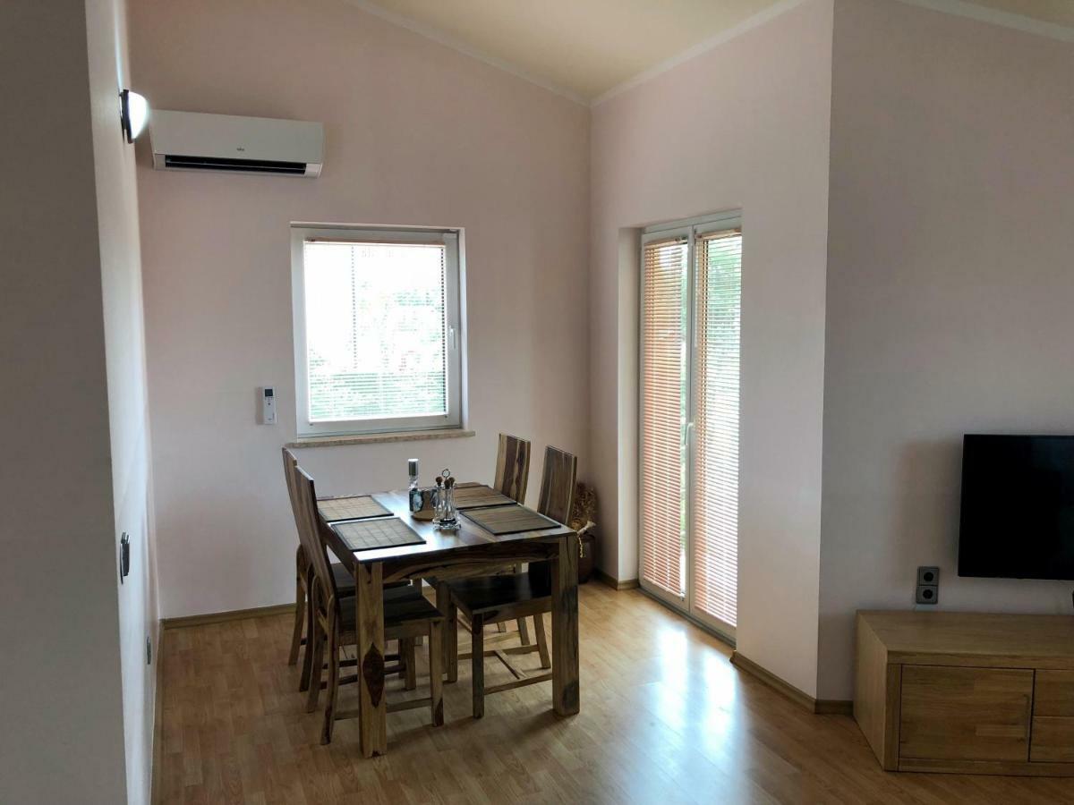 Palme Villa Porec Bagian luar foto