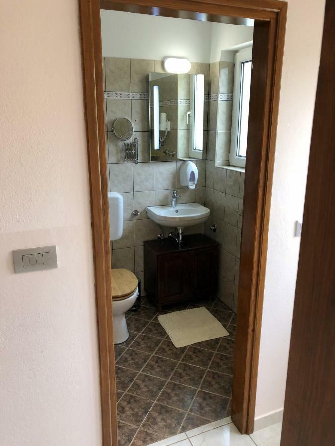 Palme Villa Porec Bagian luar foto