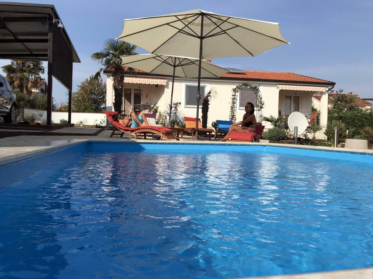 Palme Villa Porec Bagian luar foto